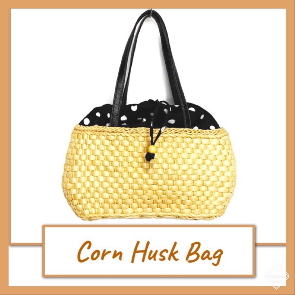 Corn Husk Bag with Blk & Wht Polkadot Fabric Top